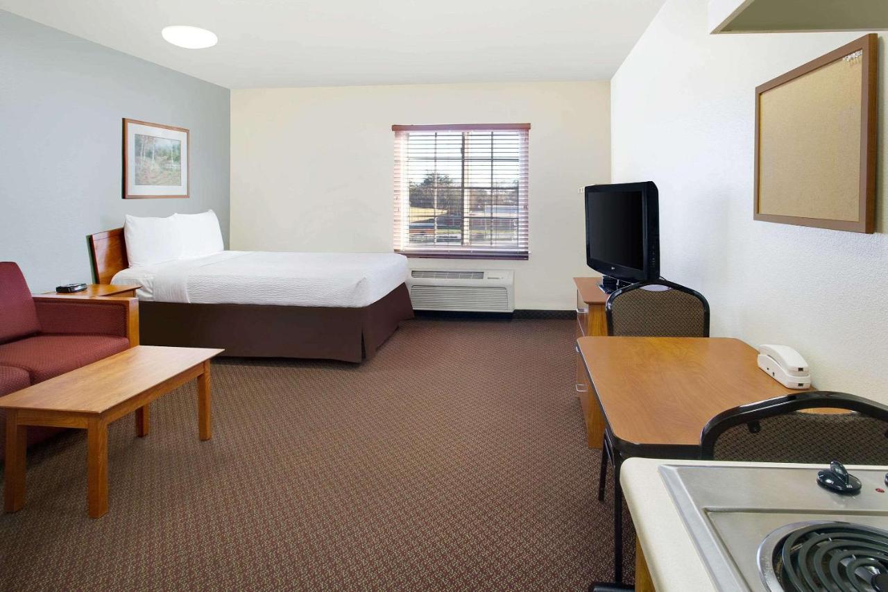 Woodspring Suites Baton Rouge Airline Highway Esterno foto